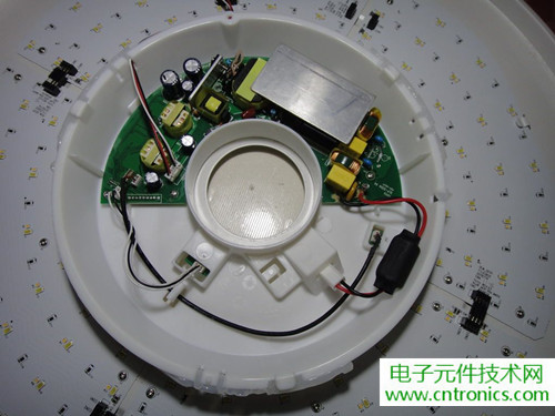 高端大氣上檔次！智能遙控調(diào)光LED吸頂燈拆解