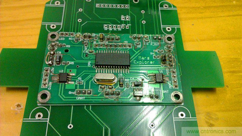 牛人力作！PCB版藍(lán)牙智能小車DIY